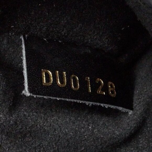 Louis Vuitton Black Calfskin Leather Classic Duffle Bucket Bag - Picture 9 of 9